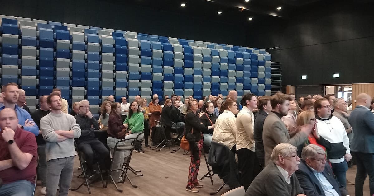 Nederlandse gemeente toont democratische veerkracht na crisis