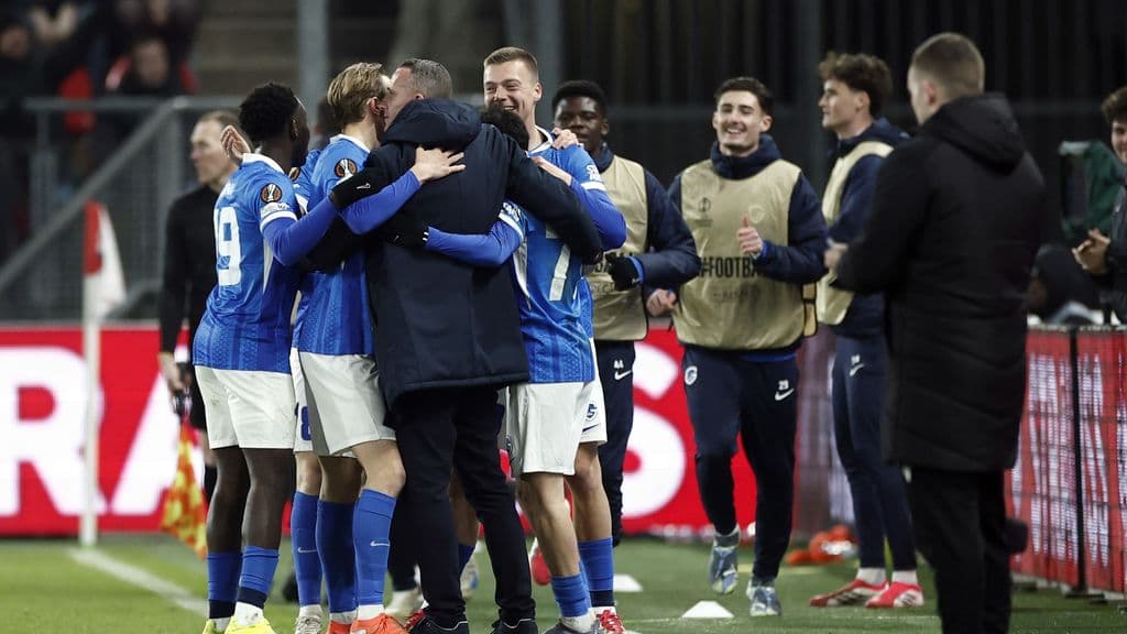 Nederlandse clubs worstelen in Europa League tussenronde