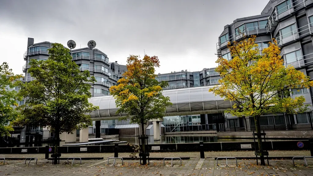 Nieuwe spionagewet onder vuur: toezichthouders vrezen voor rechtsstaat