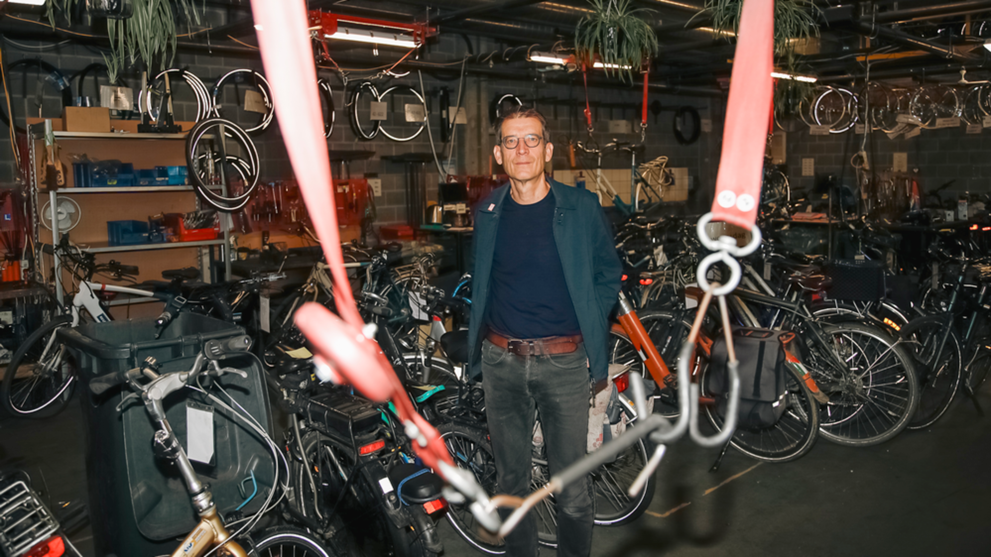 Topambtenaar Koen Algoed: ‘Speaking truth to power, ook al schopt dat tegen de schenen’